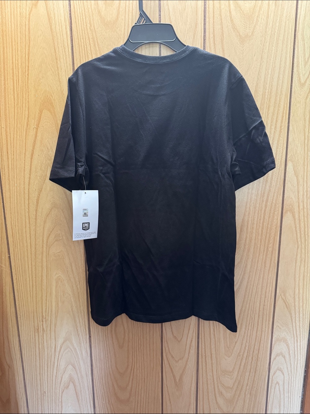 Fortnite Black Tee with Gradient‎ Logo - Picture 3 of 4